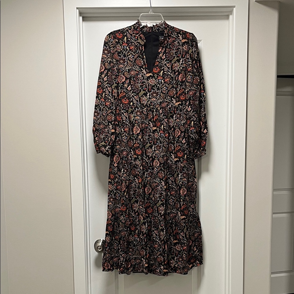 Jessica Howard Floral Black and Red 3-tiered Women's Dress w/ pockets, sz 6